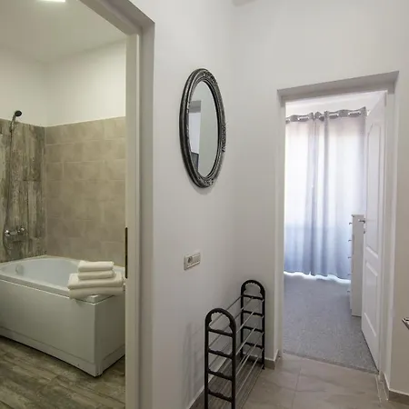 Kico Apartment *